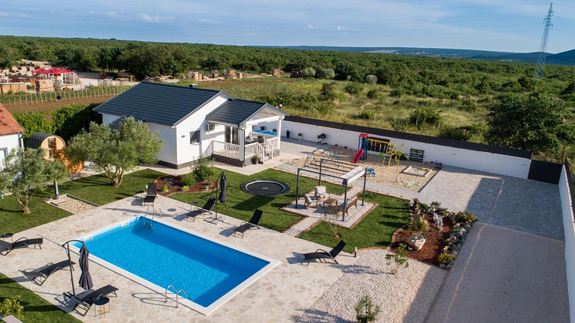 Holiday Home Aprilis With Pool, Jacuzzi And Sauna Galovac  Luaran gambar
