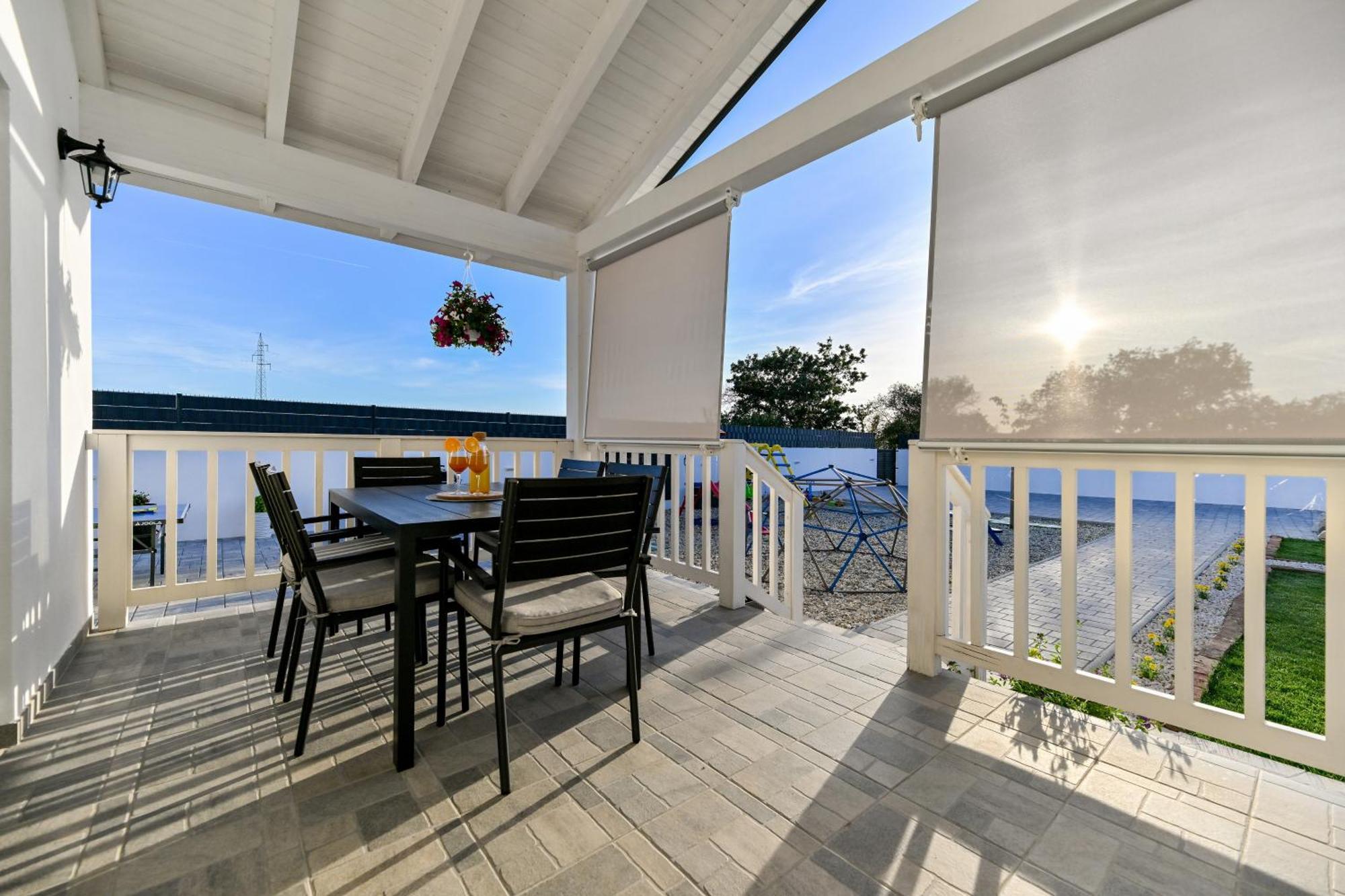 Holiday Home Aprilis With Pool, Jacuzzi And Sauna Galovac  Luaran gambar