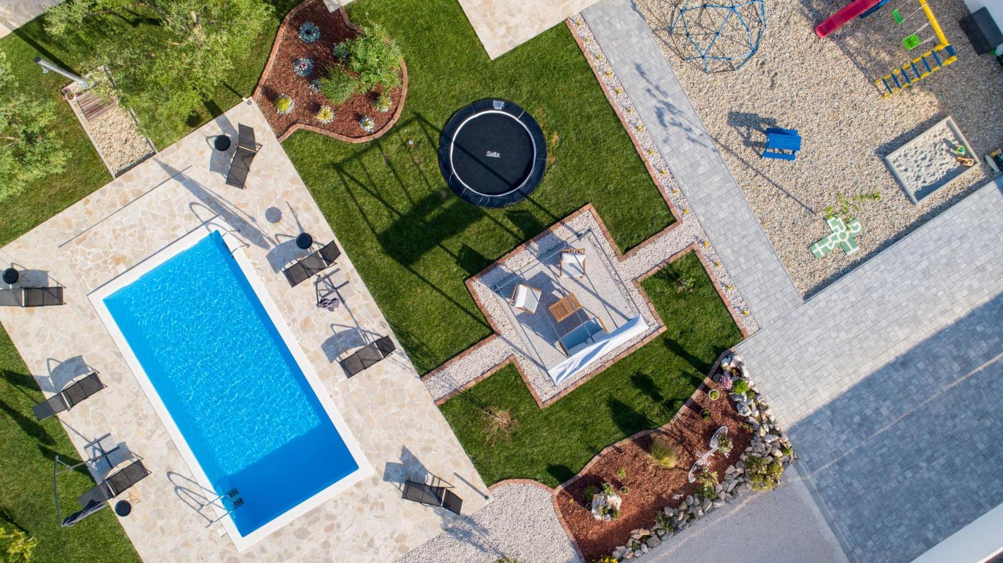 Holiday Home Aprilis With Pool, Jacuzzi And Sauna Galovac  Luaran gambar