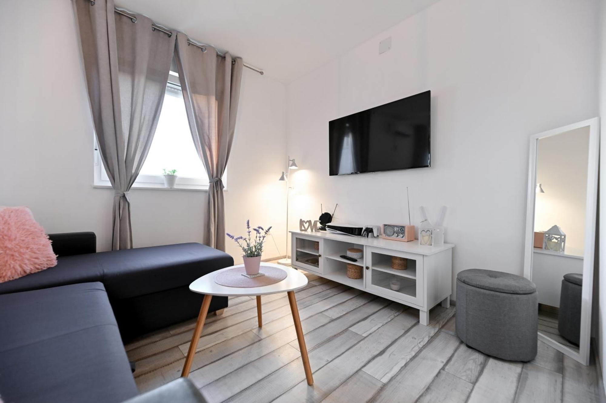 Holiday Home Aprilis With Pool, Jacuzzi And Sauna Galovac  Luaran gambar